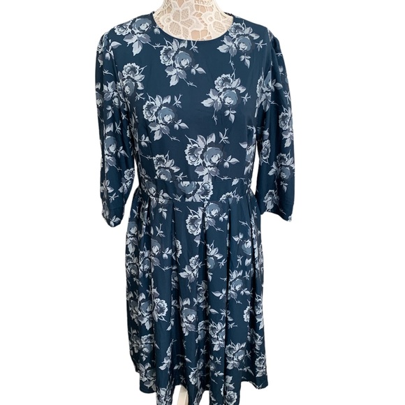 NwT Floral Dress Sz XL - Picture 1 of 2